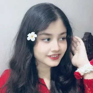 Esha Moni