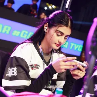 Payal Dhare